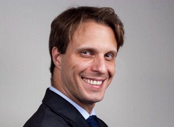 Dr. Paco Fazito