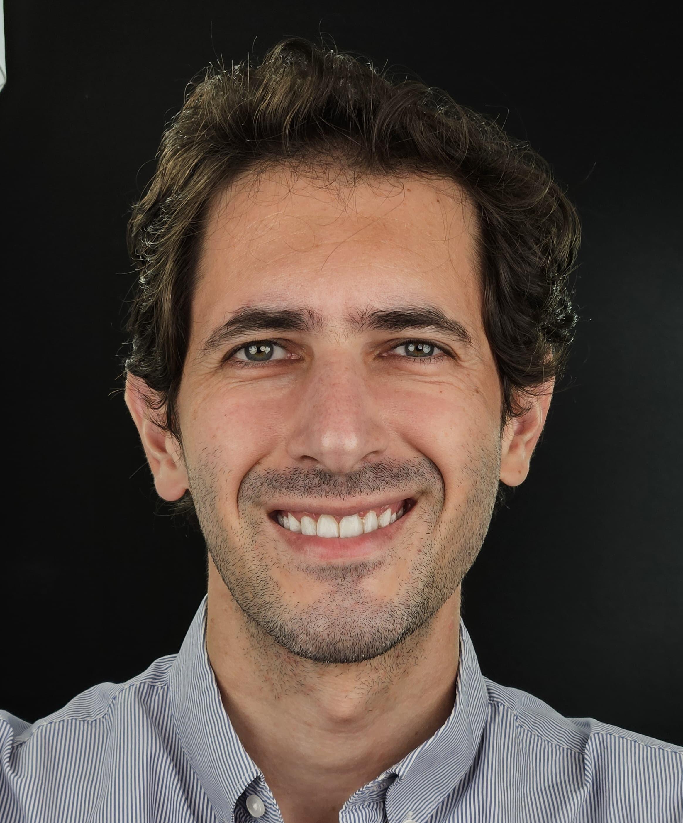 Dr. Sérgio Cambraia Vaz de Carvalho